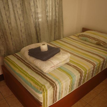 Sarah Guest House Τσιάνγκ Μάι Εξωτερικό φωτογραφία