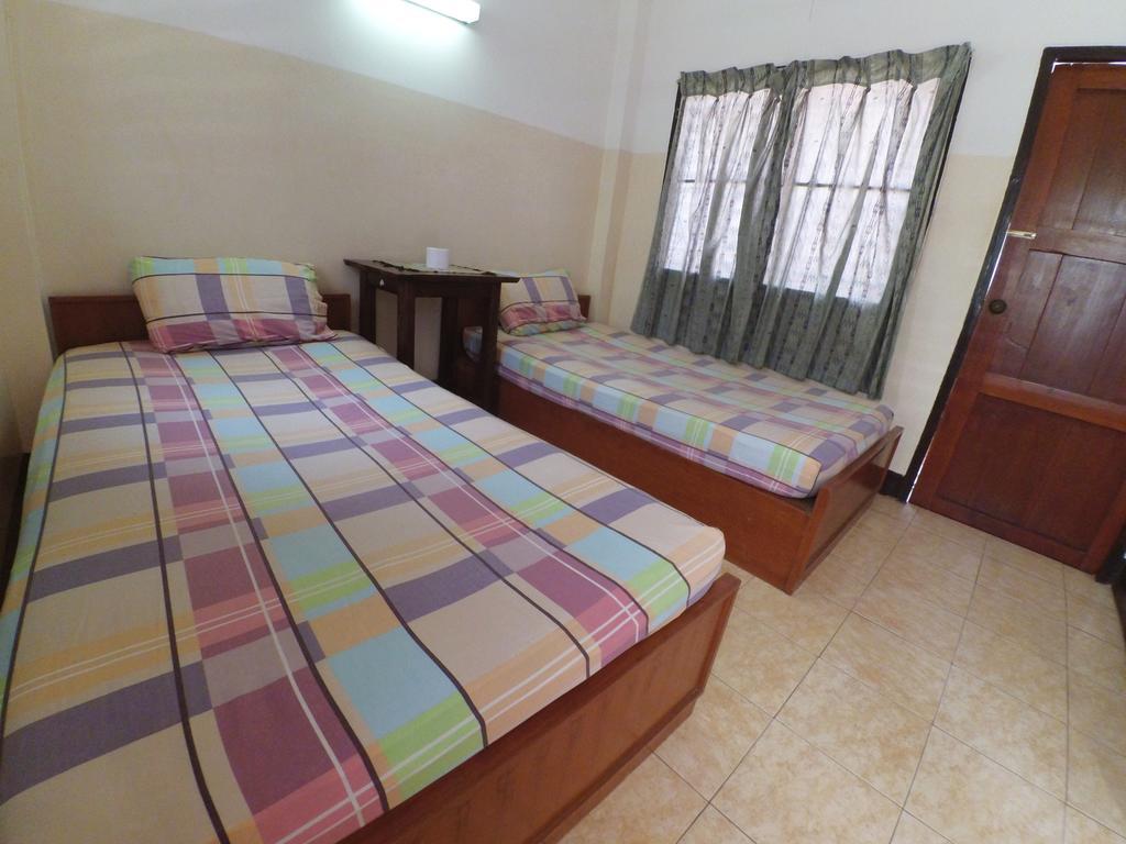 Sarah Guest House Τσιάνγκ Μάι Εξωτερικό φωτογραφία