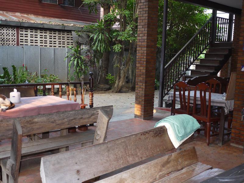 Sarah Guest House Τσιάνγκ Μάι Εξωτερικό φωτογραφία