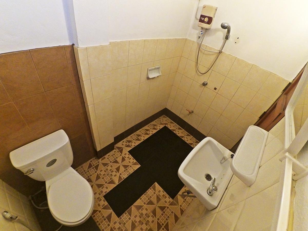 Sarah Guest House Τσιάνγκ Μάι Εξωτερικό φωτογραφία